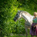 Maestoso Alea und Angela im Dirndl