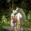 Maestoso Alea und Angela im Dirndl