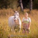 Maestoso Alea und Angela im Dirndl