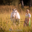 Maestoso Alea und Angela im Dirndl