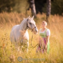 Maestoso Alea und Angela im Dirndl