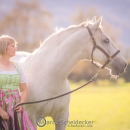 Maestoso Alea und Angela im Dirndl